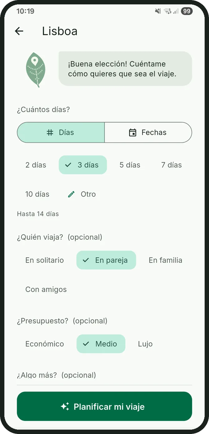 Pantalla de detalles del viaje de Traveley con duración, viajeros y presupuesto